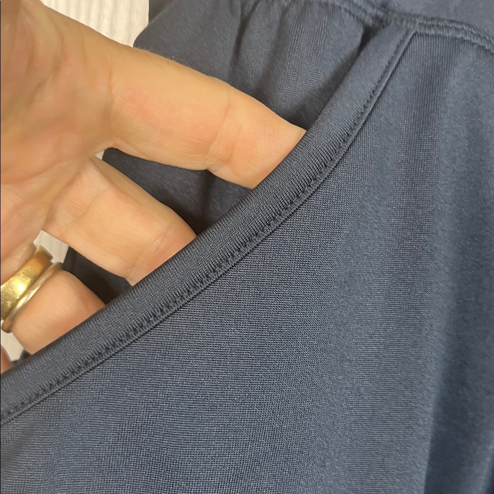 Livi navy blue athletic shorts with rash shirt under. Size 14/16. Pockets - Picture 3 of 7